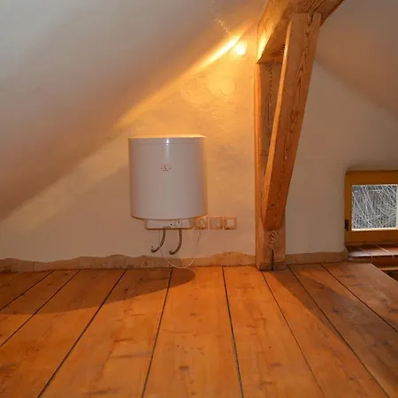 Little Pig Straw House